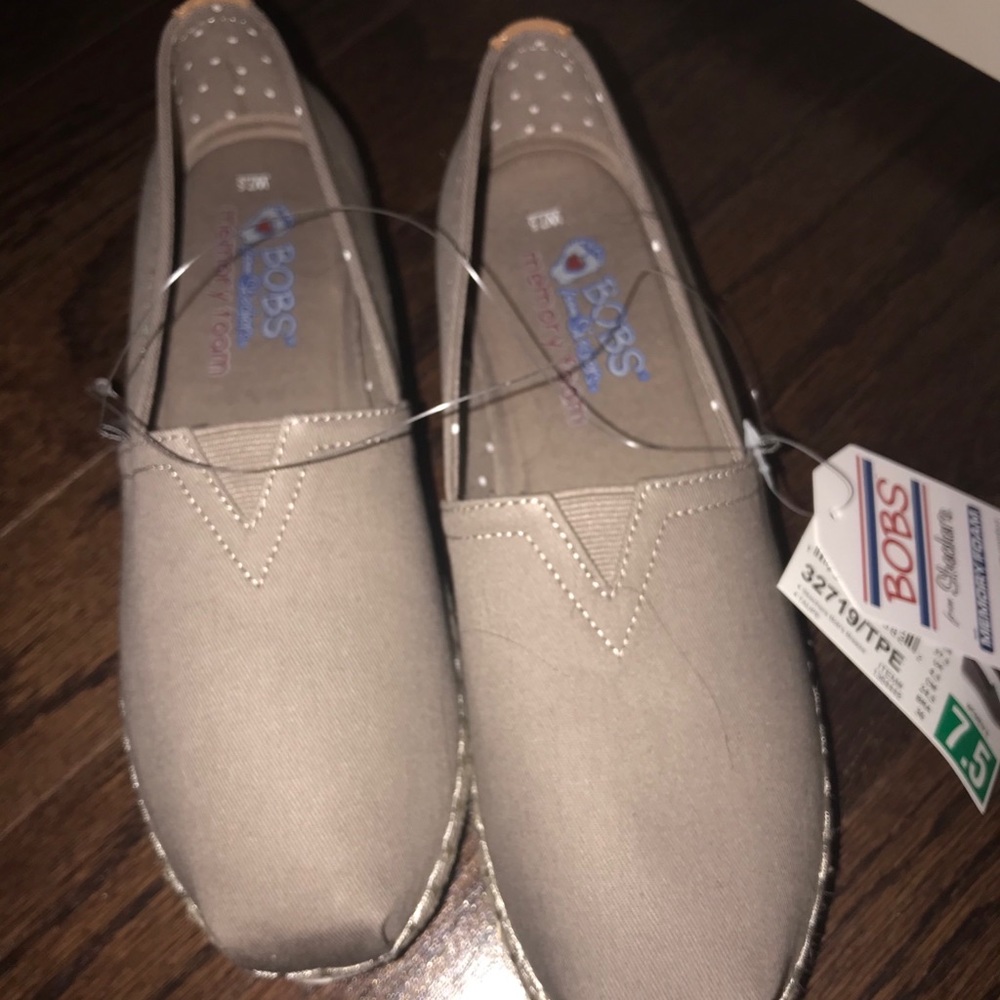Bobs Shoes - Picture 6 of 7